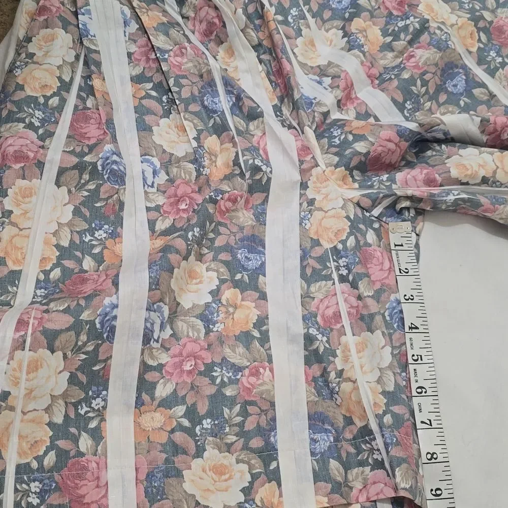 HOWARD WOLF.‎ VINTAGFloral Two-Piece Top and Skort Set in Blue, Pink, Cream 8/10